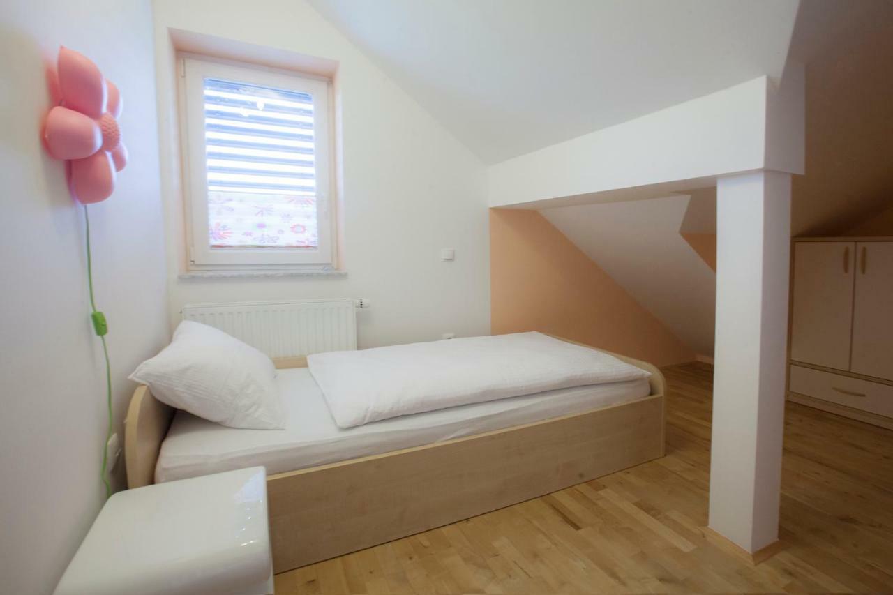 Luxury Apartment Karolina Μπλεντ Εξωτερικό φωτογραφία