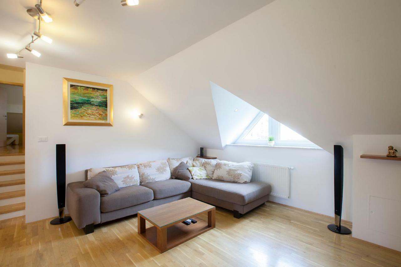 Luxury Apartment Karolina Μπλεντ Εξωτερικό φωτογραφία