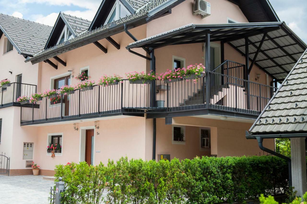 Luxury Apartment Karolina Μπλεντ Εξωτερικό φωτογραφία